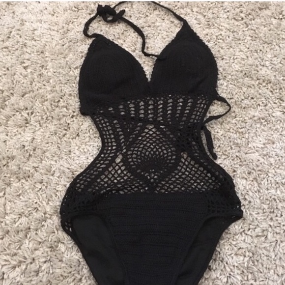 Swimsuit monokini. Mono Kini