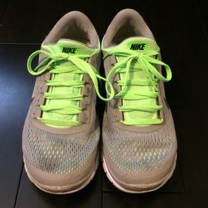 Women's Nike Free 3.0 V5 running shoes