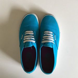 Vans men's size 7.5 women's 9