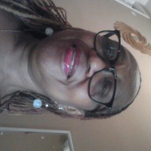 Meet your Posher, May fran