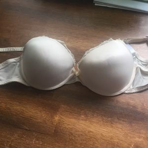 34 D nude bra