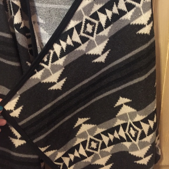 Poetry Aztec print vest! - Picture 2 of 3