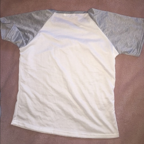 2 shirts - Picture 2 of 4