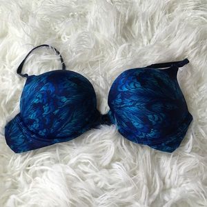 Victoria's Secret miraculous push up bra 34B