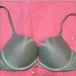 32C Victorias Secret Bombshell Bra