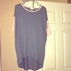 Lularoe Irma tunic- runs very big!