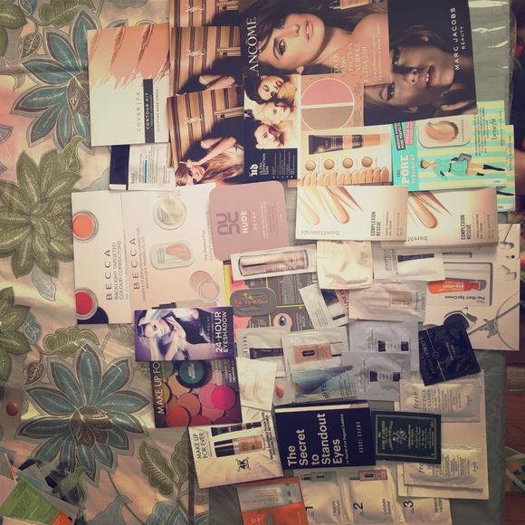 39 makeup samples - Picture 1 of 4