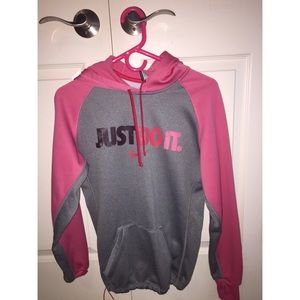 nike sweatshirt hoodie