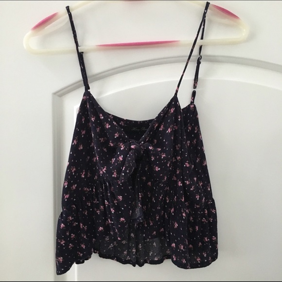 Honey Punch Tie front Floral tank top