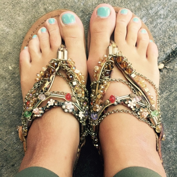 Unique sandals/flip flops