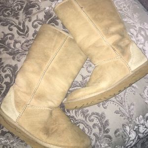 Sand colored Uggs size 7 women's tall