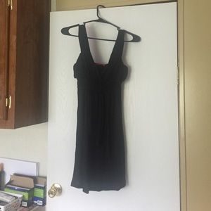 Small black top/dress