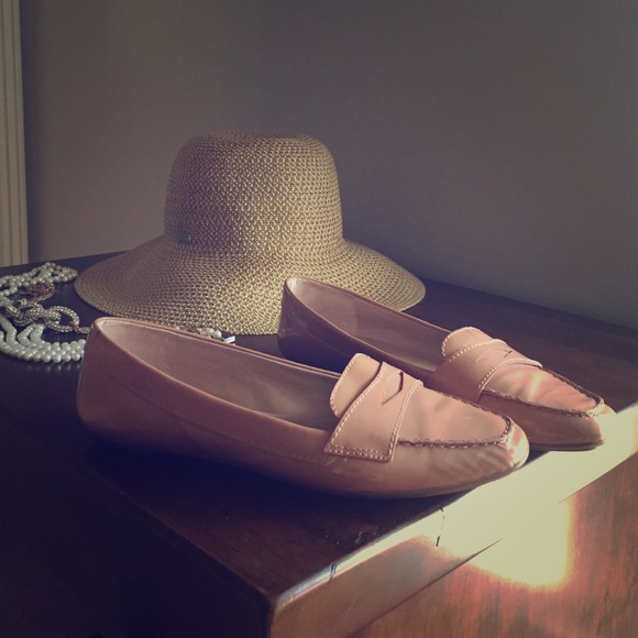 J crew tan flats size 6