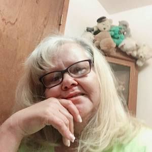 Meet your Posher, Shirley