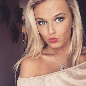 Meet your Posher, Hope