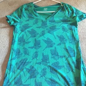 Humming Bird V-Neck