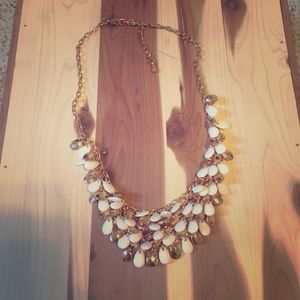 White and gold droplet layered necklace