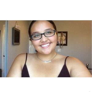 Meet your Posher, Eliana
