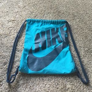 Nike drawstring backpack- GREAT condition