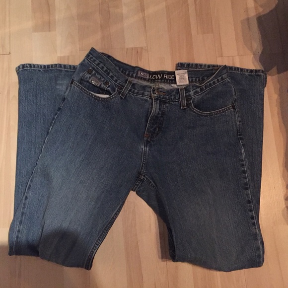 Low Rise Straight Leg Jeans!