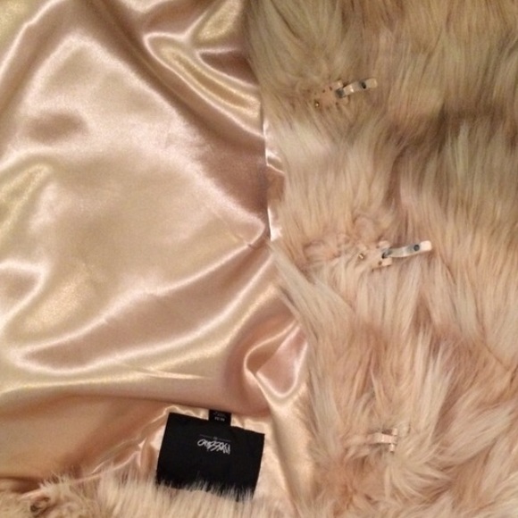 Jacket - Picture 4 of 4
