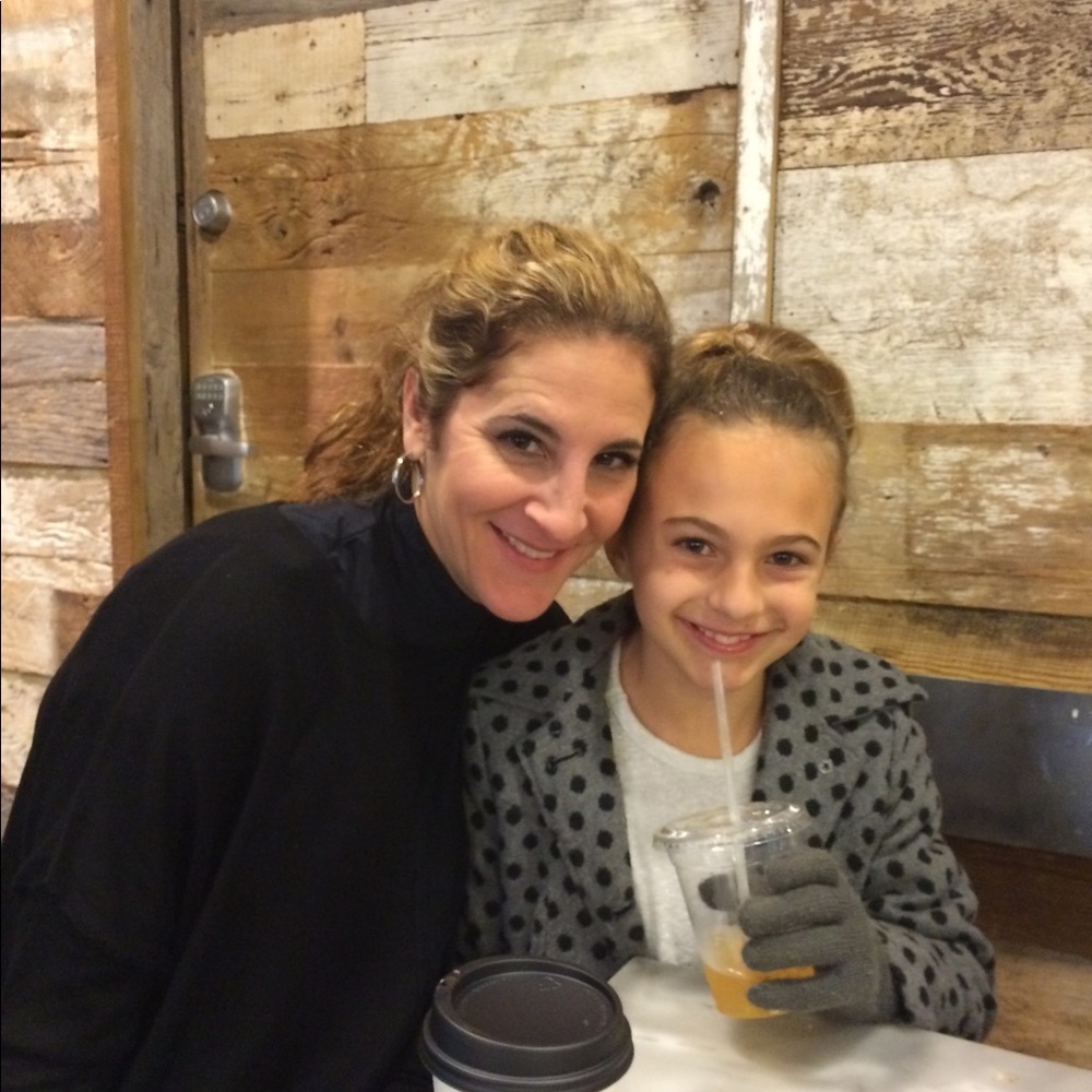 Meet your Posher, Hillary