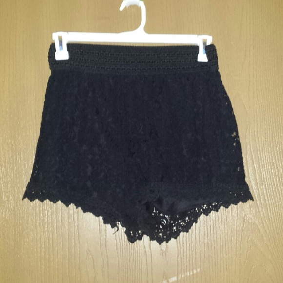 Boutique Brand Lace Shorts