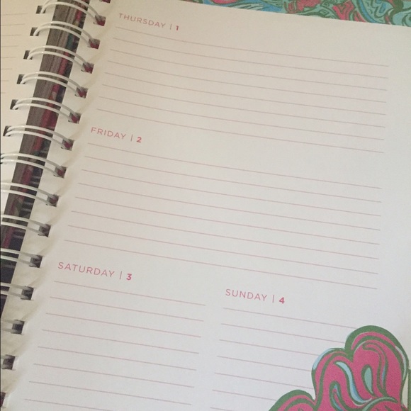 Brand New Large 2015-2016 Lily Agenda - Picture 3 of 3