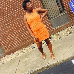 Meet your Posher, Daniela