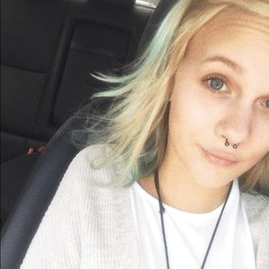 Meet your Posher, Natasha