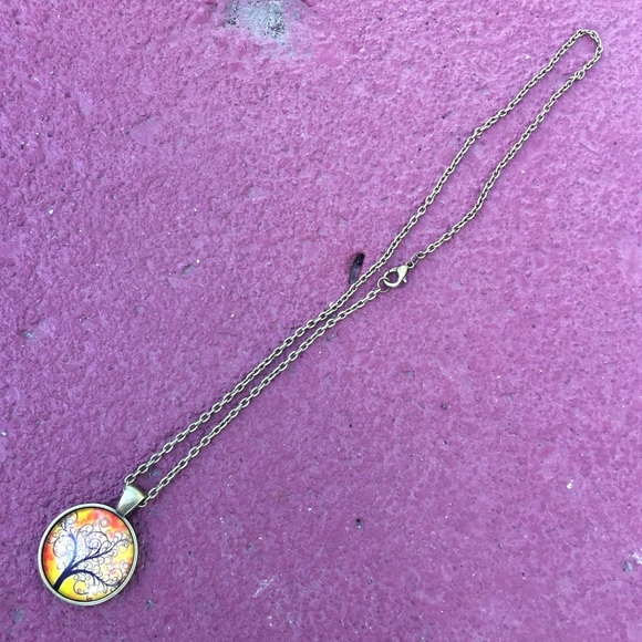 (E3) Tree Necklace - Picture 2 of 3