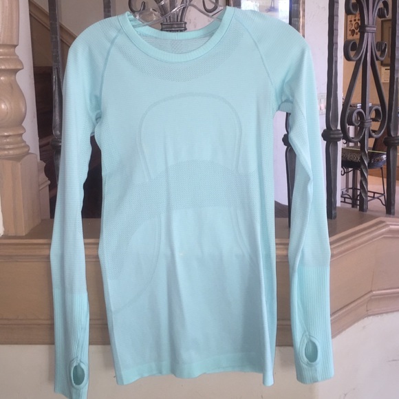 Swiftly Tech Lululemon Long Sleeve Shirt