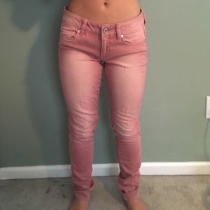 Salmon jeans