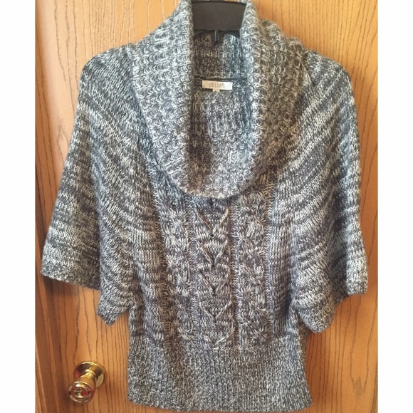 Delia's 3/4 Sleeve Sweater - Picture 1 of 2
