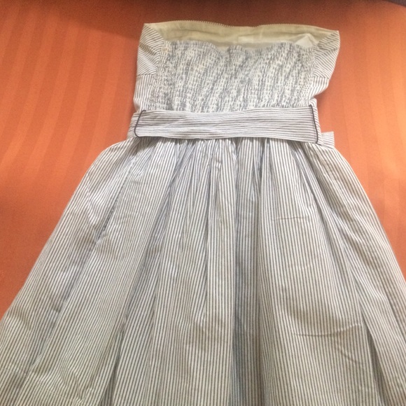 Hollister strapless striped dress - Picture 3 of 4