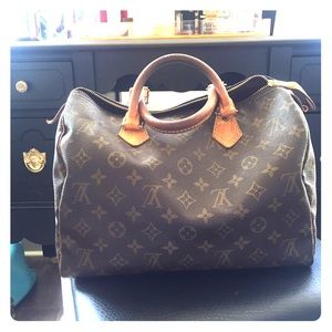 Louis Vuitton Speedy 30