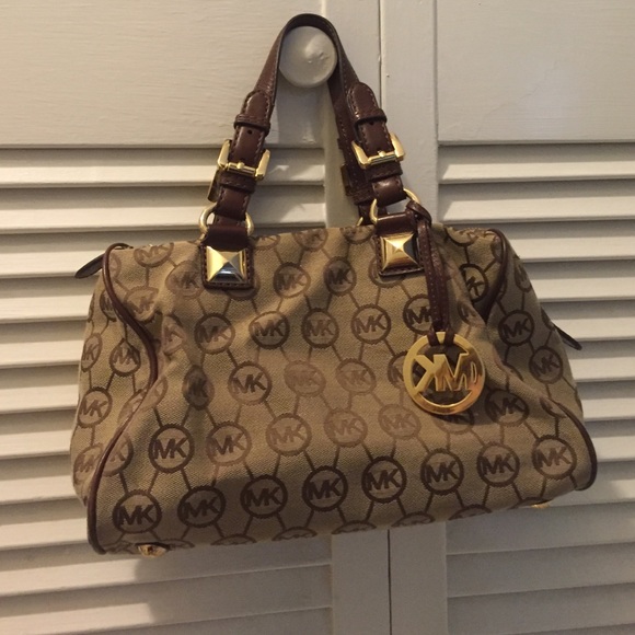 FINAL PRICE Authentic Michael kors purse