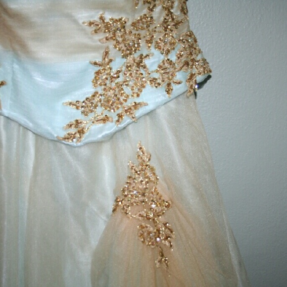 Prom dress princess style - Picture 3 of 3
