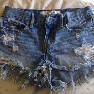 ABERCROMBIE DENIM SHORTS