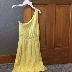One shoulder dress