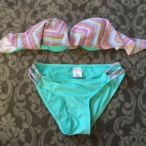 Juniors 2-piece swimsuit