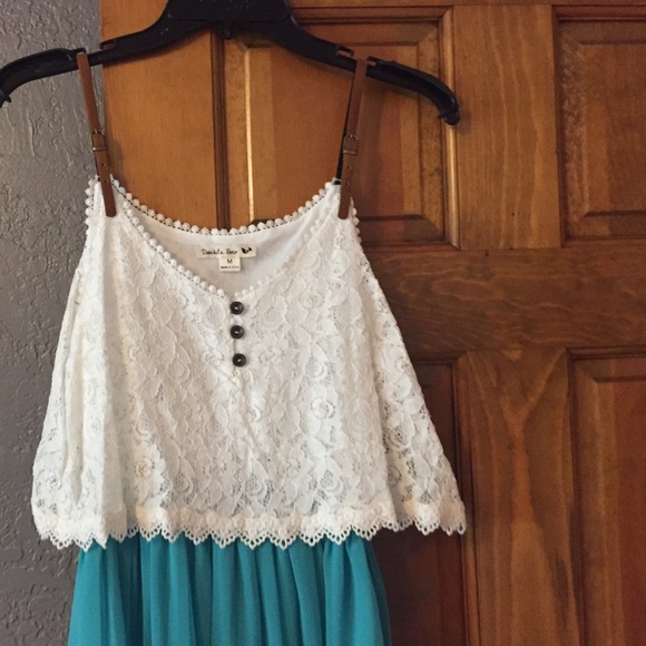 White/turquoise crotchet dress