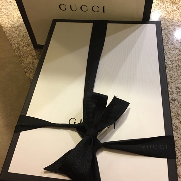 Meet your Posher, Kebra - Picture 2 of 3