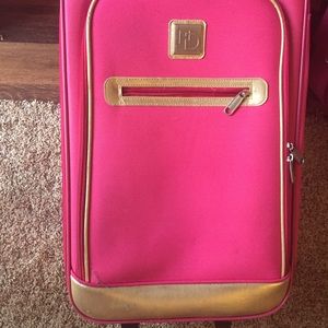 New directions luggage set. Pink