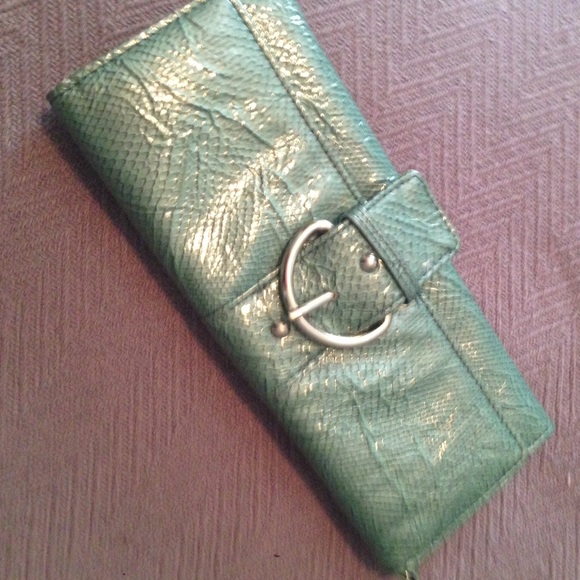 Teal Clutch ✨🍸