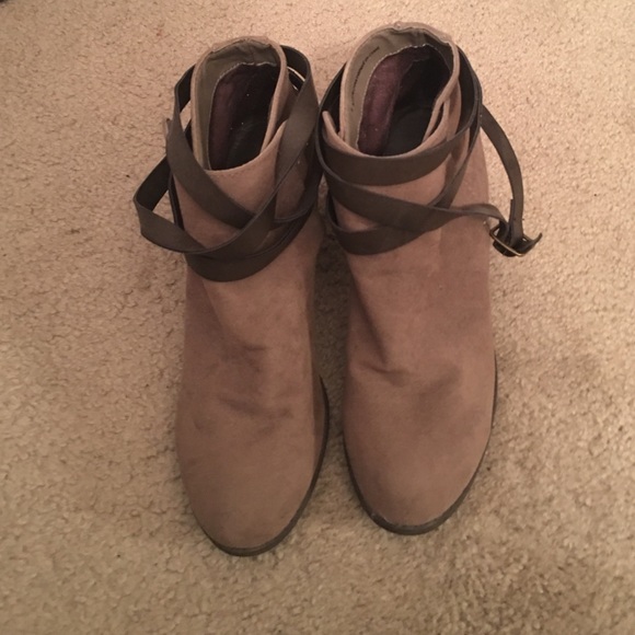 Mossimo booties