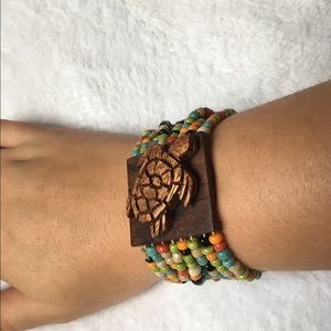 MULTICOLORED TURTLE BRACELET