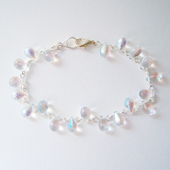 Handmade Clear Iridescent Teardrop Bracelet - Picture 2 of 4