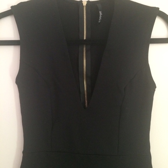 Sexy little black dress - Picture 2 of 4