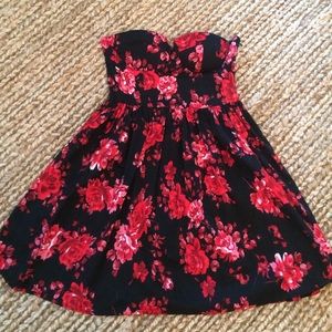 Modcloth Strapless Floral Dress (Runs Small)